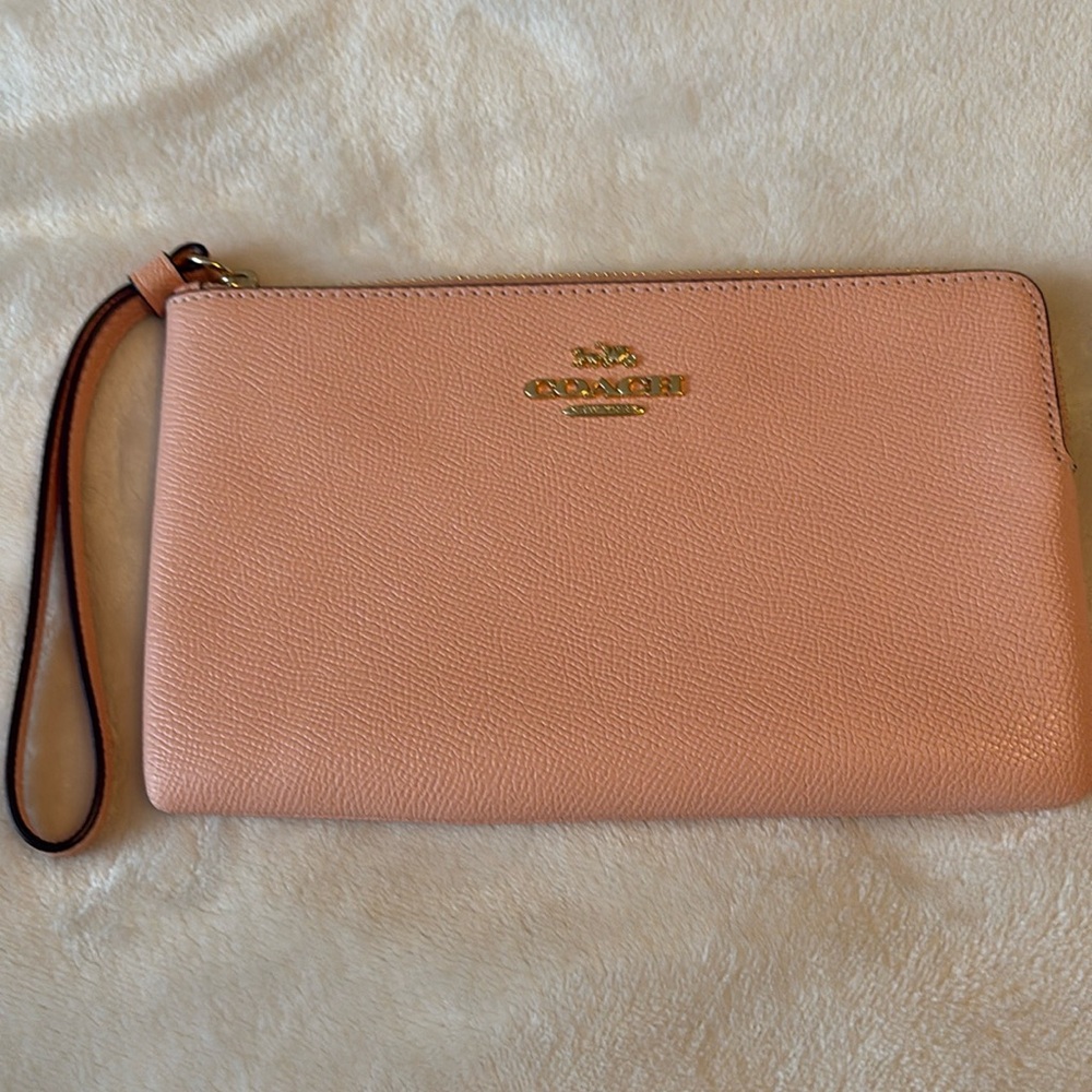 COACH  large corner zip wristlet